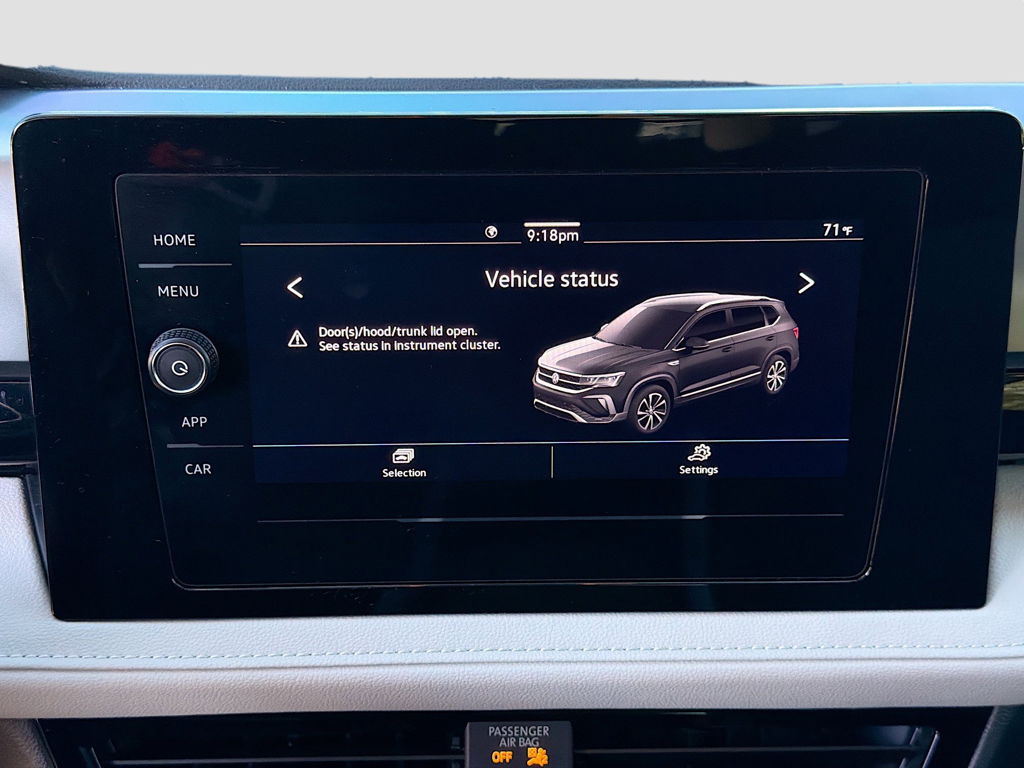 Used 2025 Volkswagen Taos S image 29