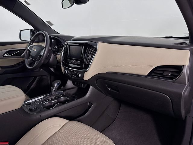 Used 2023 Chevrolet Traverse LS image 29