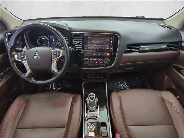 Used 2018 Mitsubishi Outlander GT AWD/4WD image 20