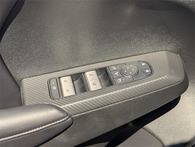 New 2025 Mitsubishi Outlander SE image 13
