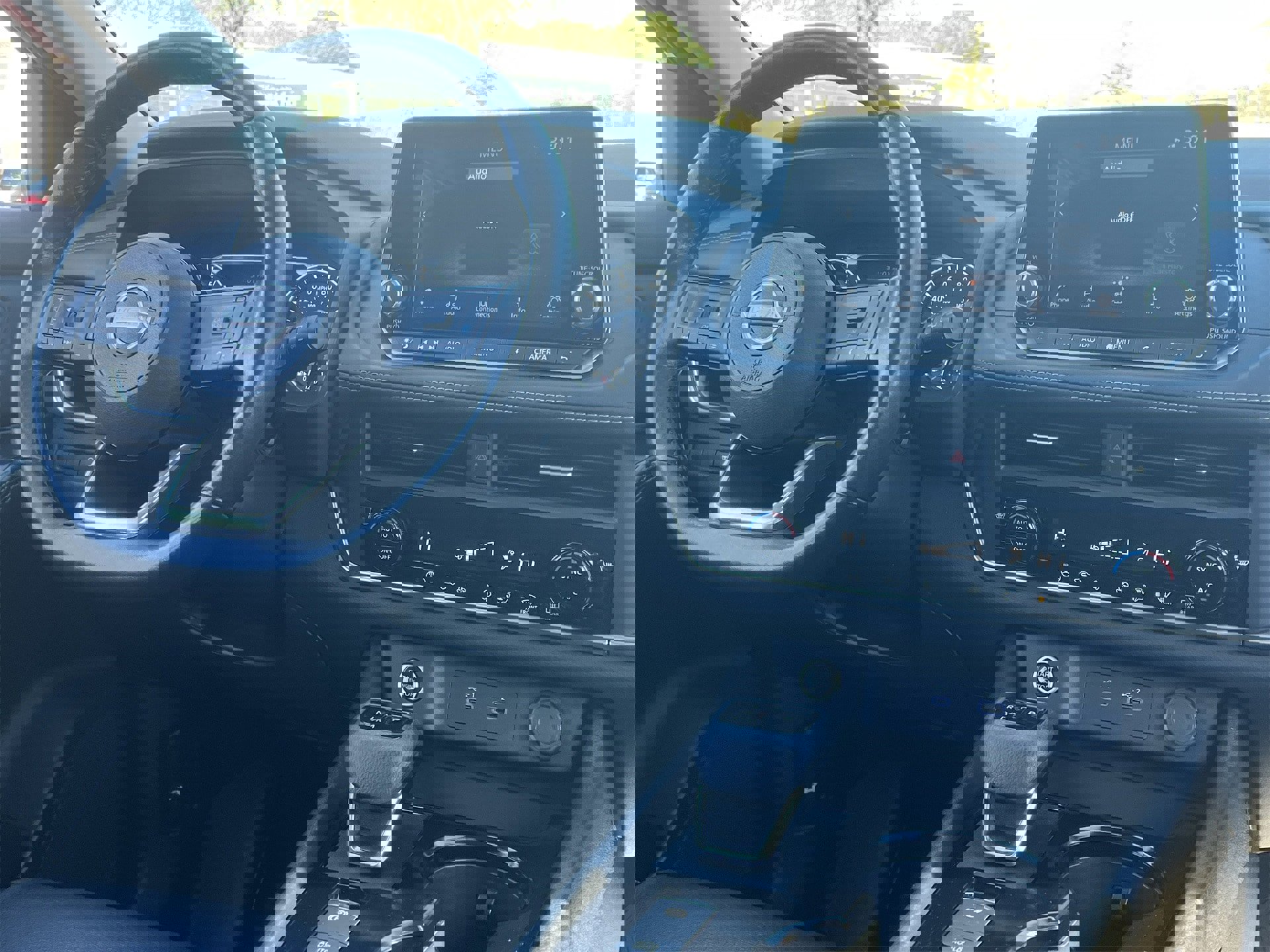 Certified 2023 Nissan Rogue SV w/ SV Premium B Package image 3