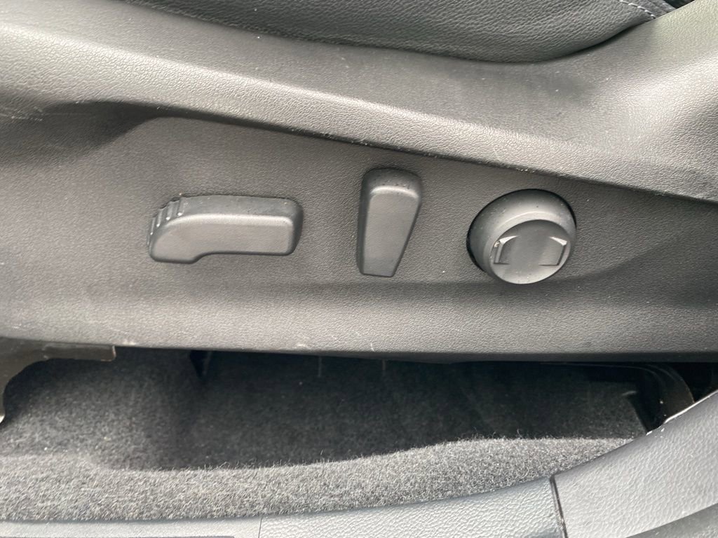 Used 2022 Subaru Forester Premium image 25