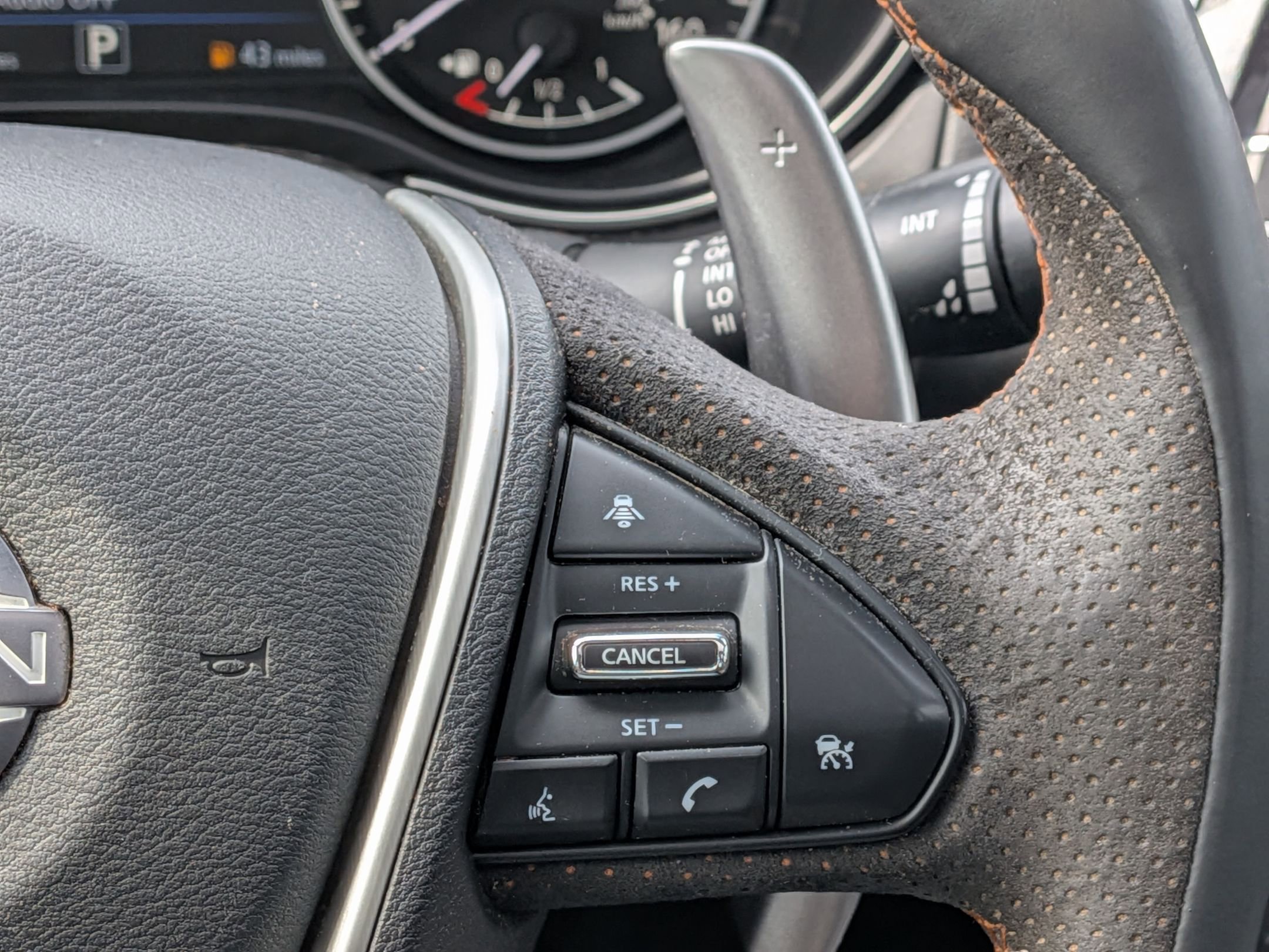 Used 2023 Nissan Maxima SR w/ Sport Mat Group FWD image 21