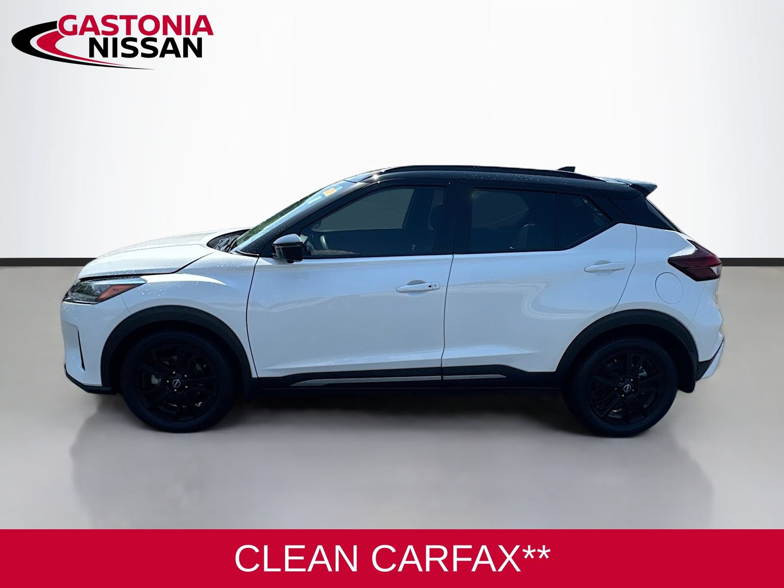 Used 2024 Nissan Kicks SR FWD image 5