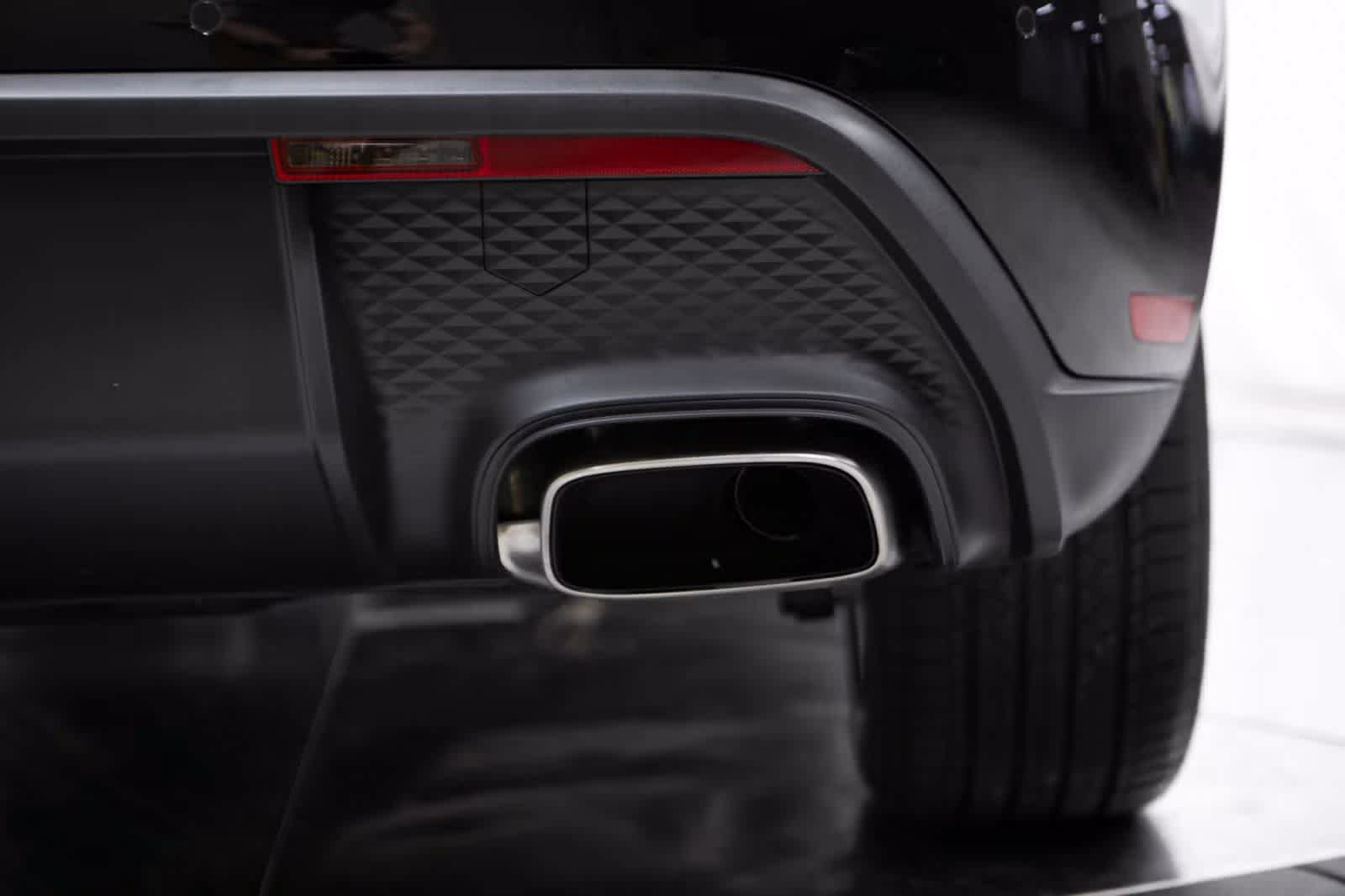 Certified 2026 Porsche Macan AWD/4WD image 20