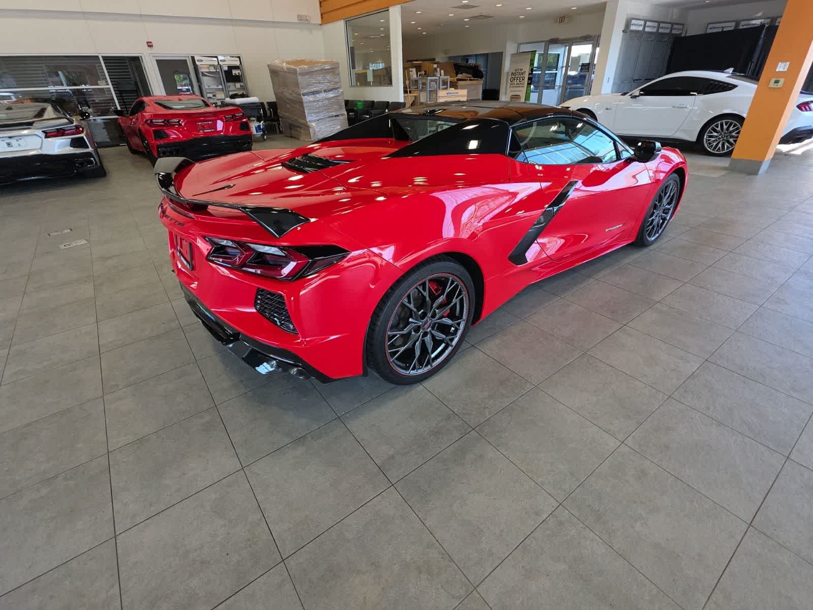 Used 2023 Chevrolet Corvette Stingray Preferred Conv w/ Z51 Performance Package RWD image 9
