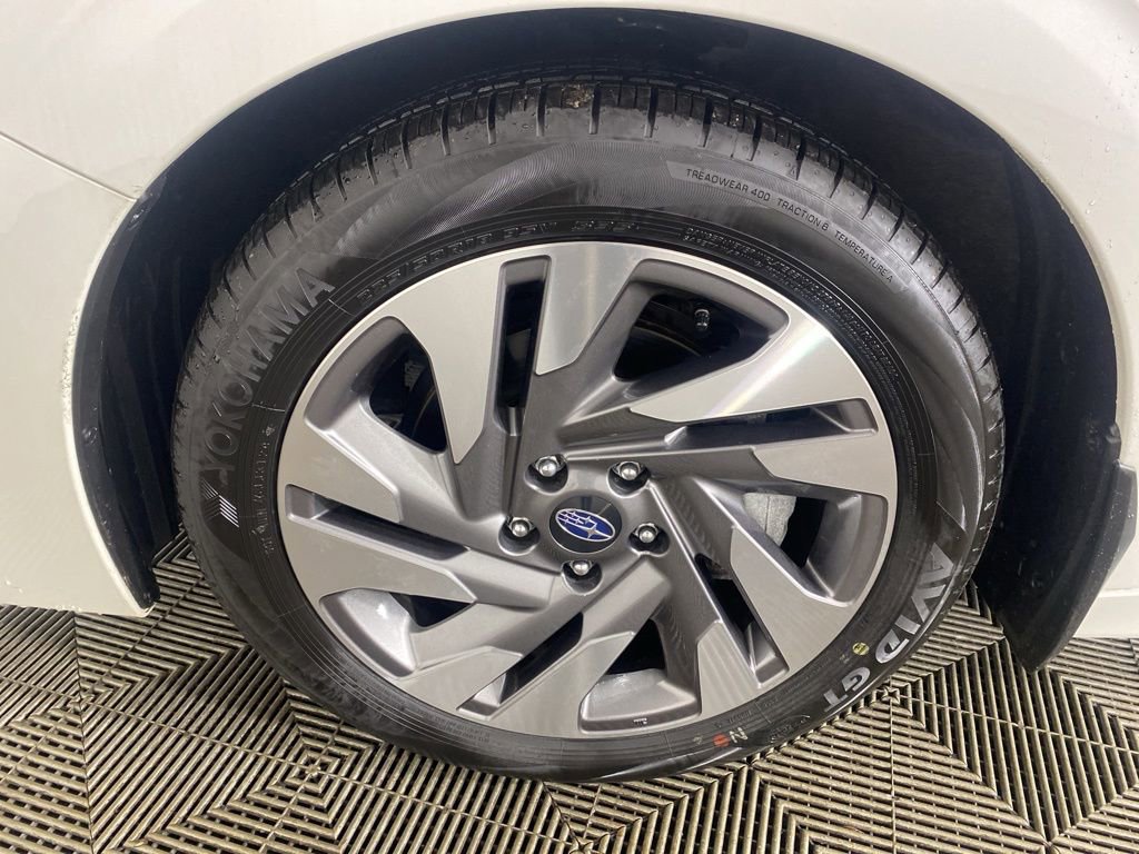 Certified 2025 Subaru Legacy Limited image 12