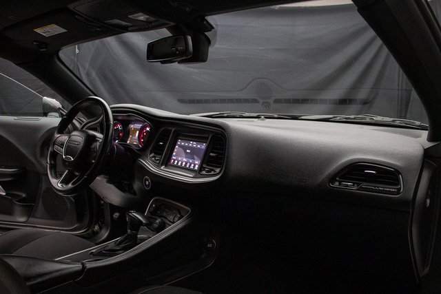 Used 2022 Dodge Challenger GT image 16