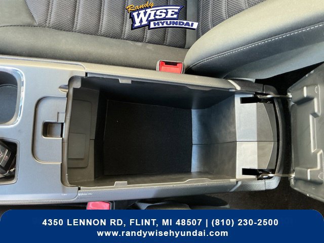 Used 2020 Ford Fusion SE AWD/4WD image 32