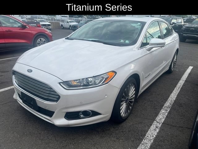 Used 2014 Ford Fusion Titanium FWD image 2