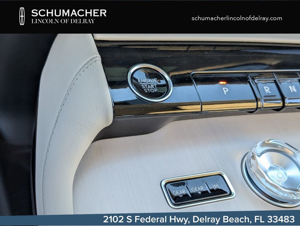 New 2026 Lincoln Navigator L Premier AWD/4WD image 19