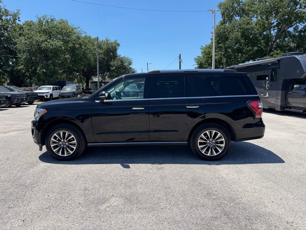 Used 2020 Ford Expedition Limited image 3