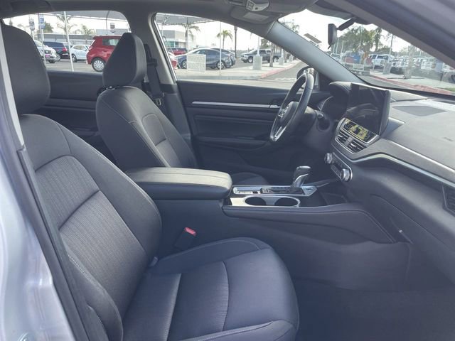 Used 2023 Nissan Altima 2.5 SV w/ SV Premium Package image 27