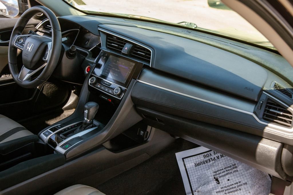 Used 2018 Honda Civic EX image 11
