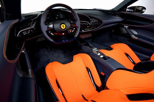 Used 2024 Ferrari SF90 Spider image 25