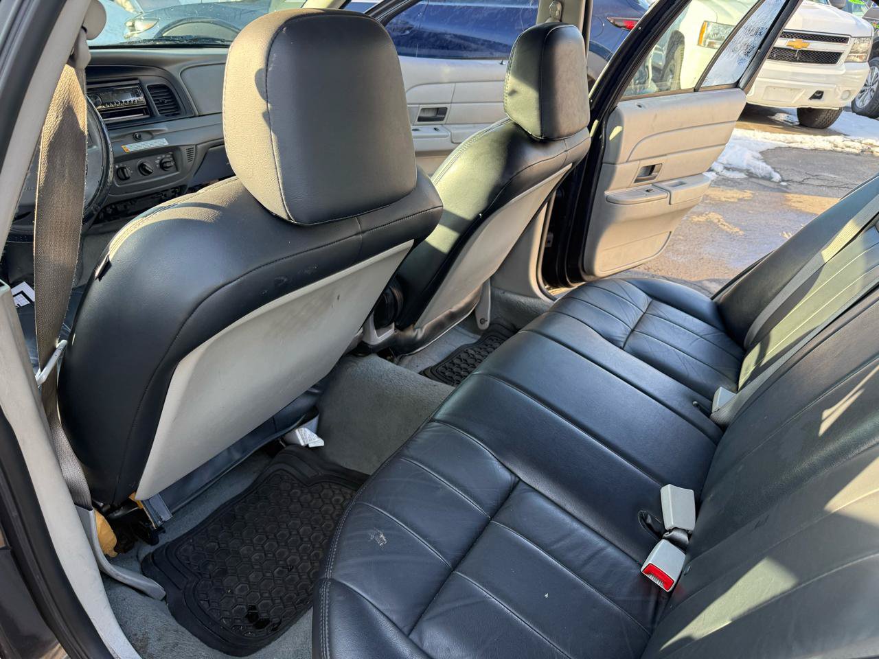 Used 2005 Ford Crown Victoria Police Interceptor RWD image 24