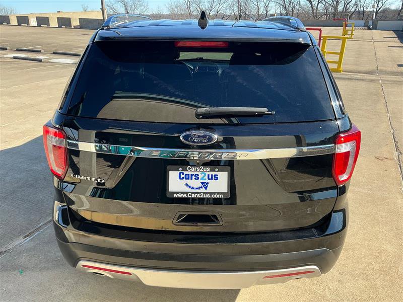 Used 2016 Ford Explorer Limited w/ Equipment Group 301A image 5