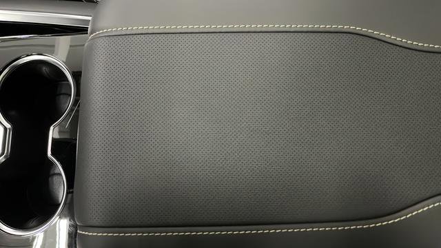 New 2026 Chevrolet Suburban Premier AWD/4WD image 20