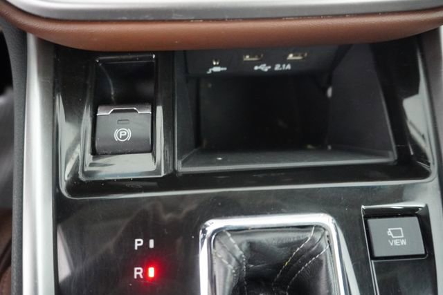 Used 2021 Subaru Outback Touring w/ Popular Package #2 image 29