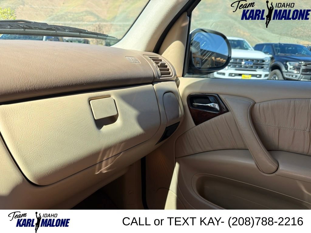Used 2000 Mercedes-Benz ML 320 4MATIC image 26