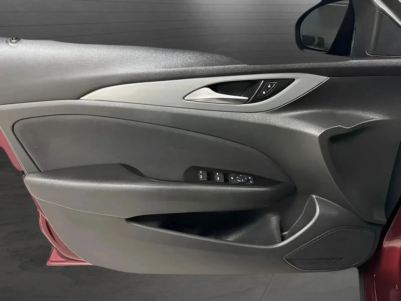 Used 2019 Buick Regal Preferred FWD image 9