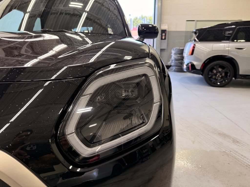 New 2027 MINI Cooper Countryman S w/ Comfort Package Max AWD/4WD image 9