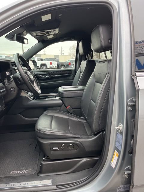 Used 2023 GMC Yukon Denali image 26
