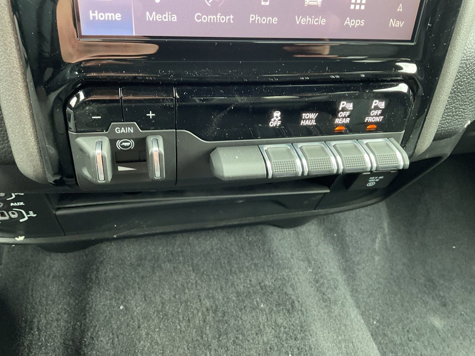 New 2026 RAM 2500 Tradesman image 17