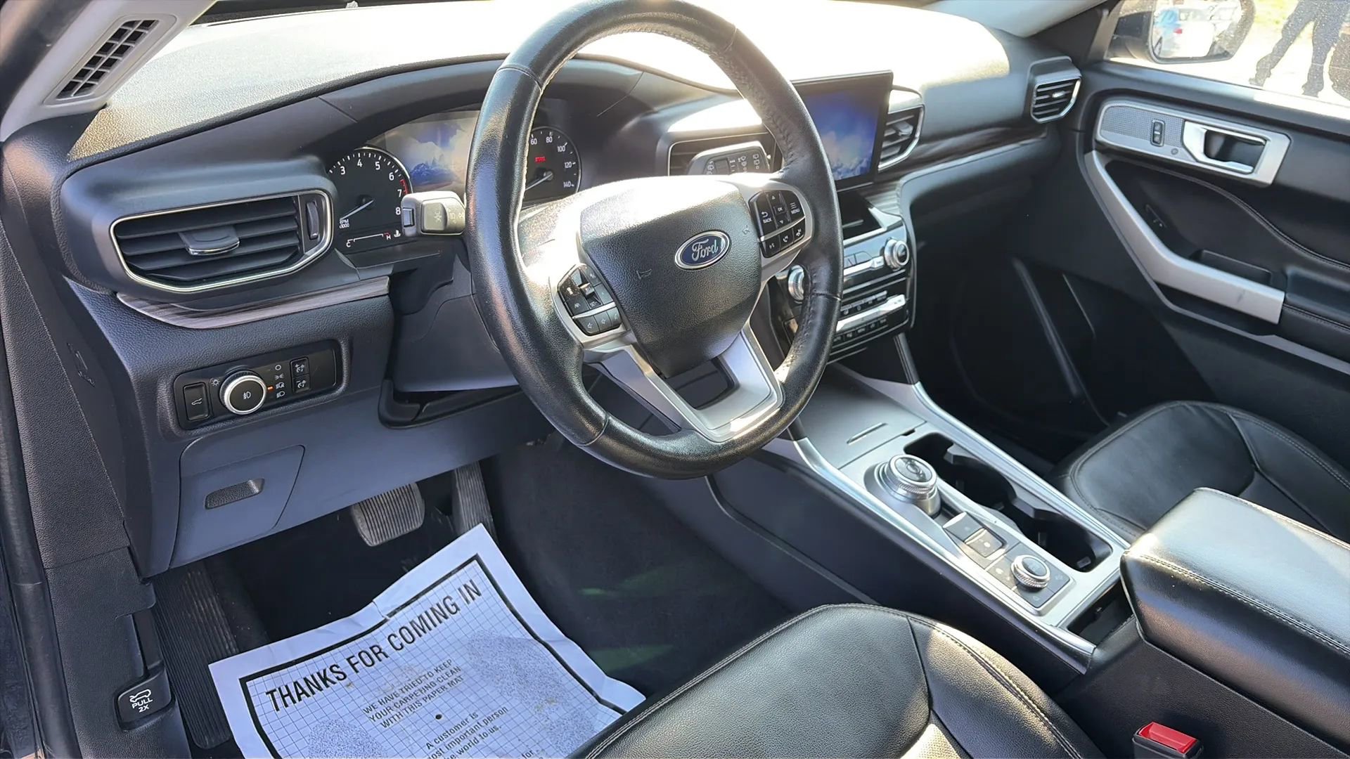 Used 2024 Ford Explorer Limited w/ Equipment Group 301A image 10