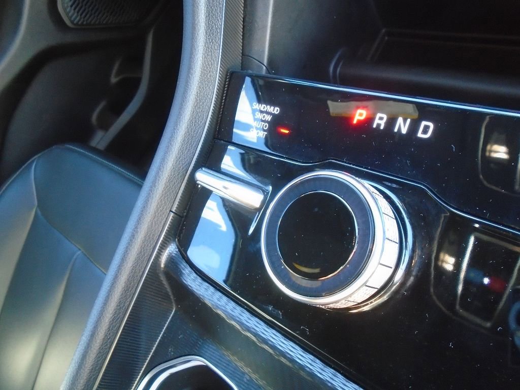 Certified 2024 Jeep Grand Cherokee L Limited w/ Black Appearance Package image 23