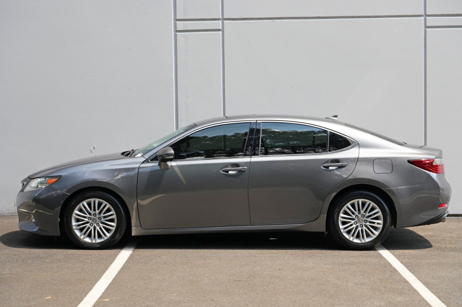 Used 2013 Lexus ES 350 w/ Luxury Pkg FWD image 49