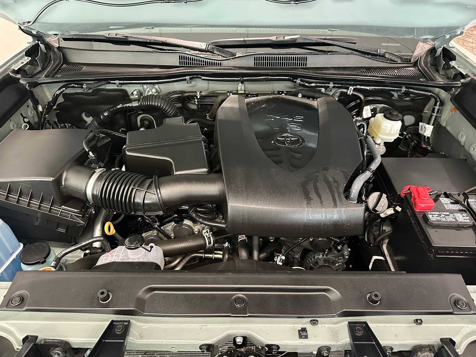 Certified 2022 Toyota Tacoma TRD Sport w/ Technology Package image 9