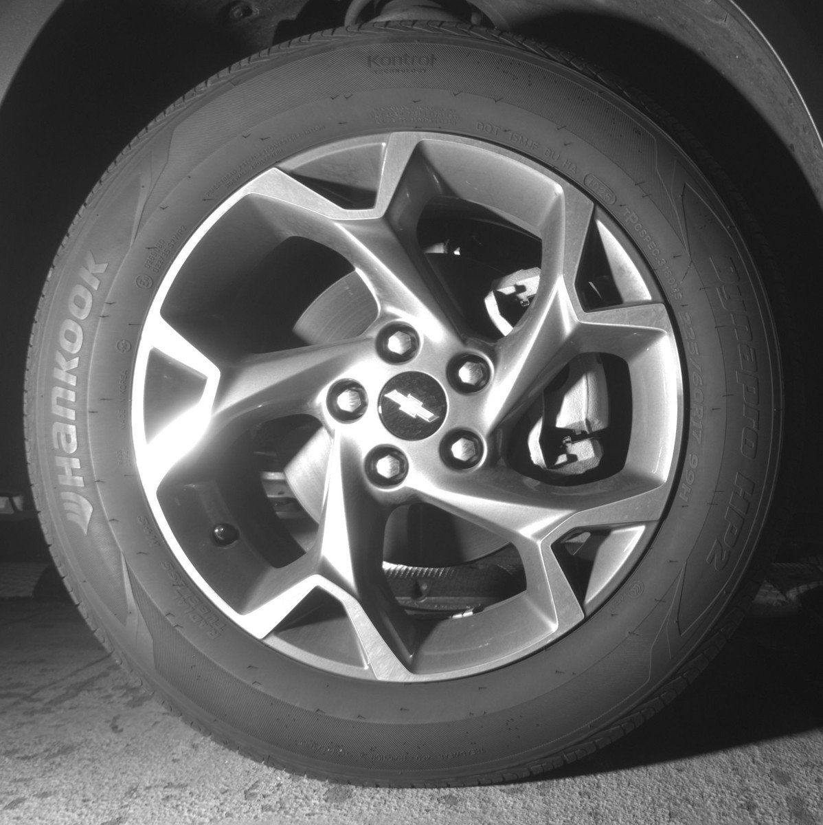 Used 2025 Chevrolet Trax LT FWD image 13