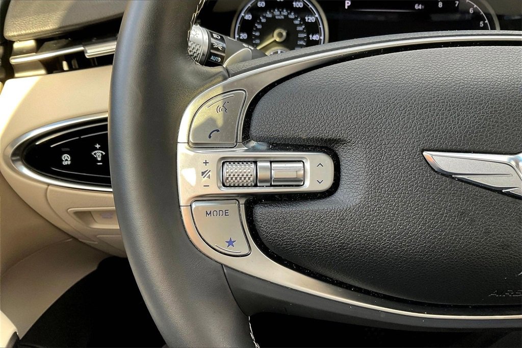 Used 2025 Genesis GV70 2.5T image 10