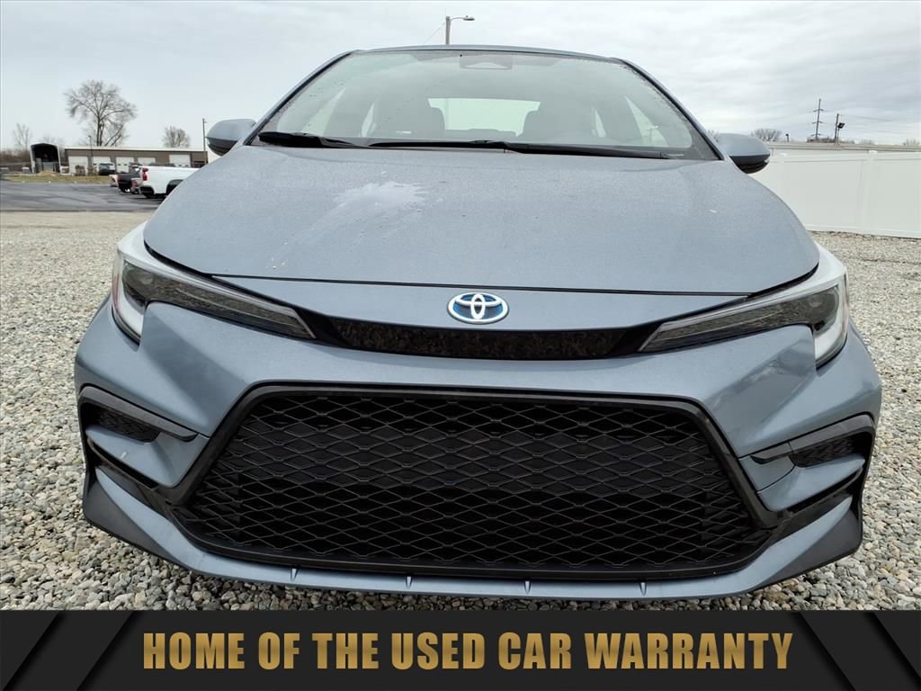 Used 2024 Toyota Corolla SE image 2