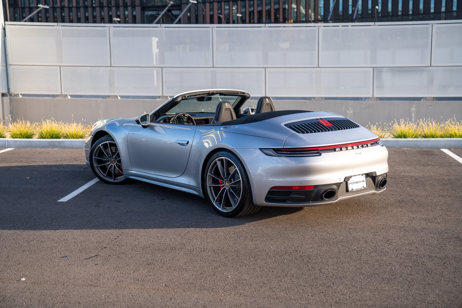 Certified 2020 Porsche 911 Carrera 4S AWD/4WD image 3