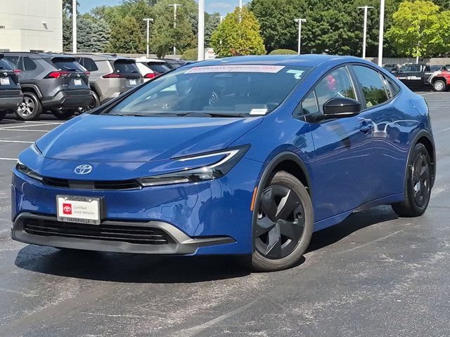 Certified 2025 Toyota Prius LE FWD image 2