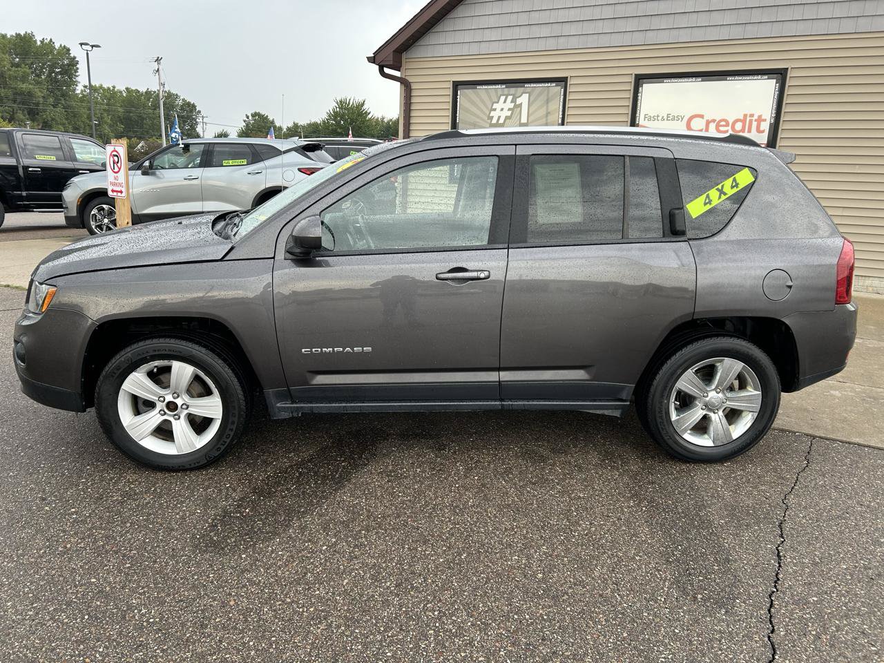 Used 2016 Jeep Compass Latitude AWD/4WD image 8