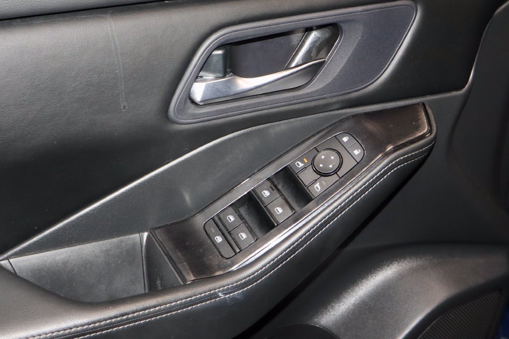 Certified 2026 Nissan Rogue SV FWD image 22