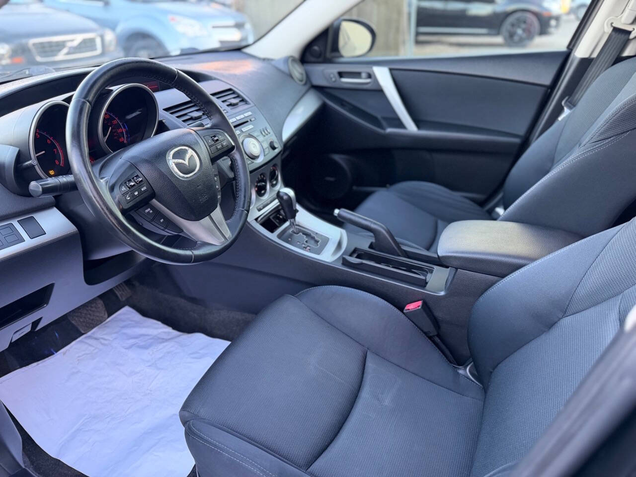Used 2010 MAZDA MAZDA3 s Sport FWD image 9