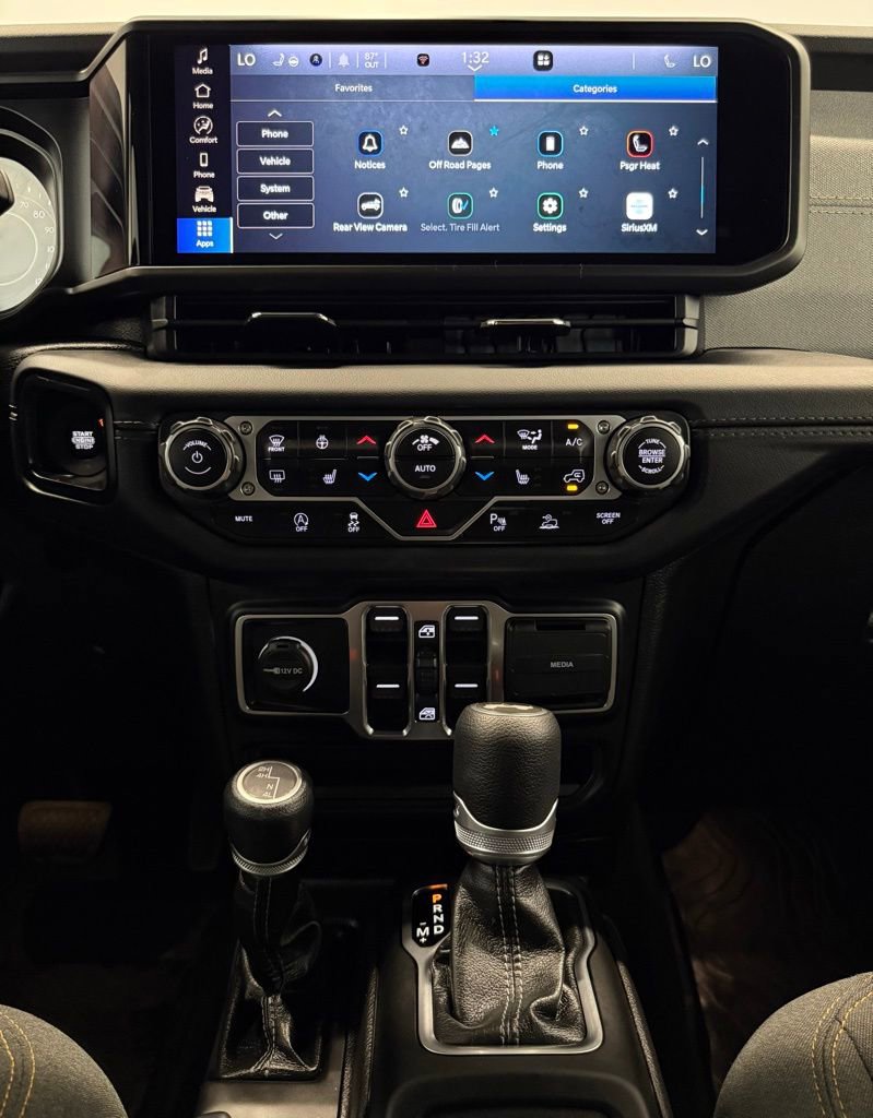 Used 2024 Jeep Wrangler Sahara w/ Safety Group image 28