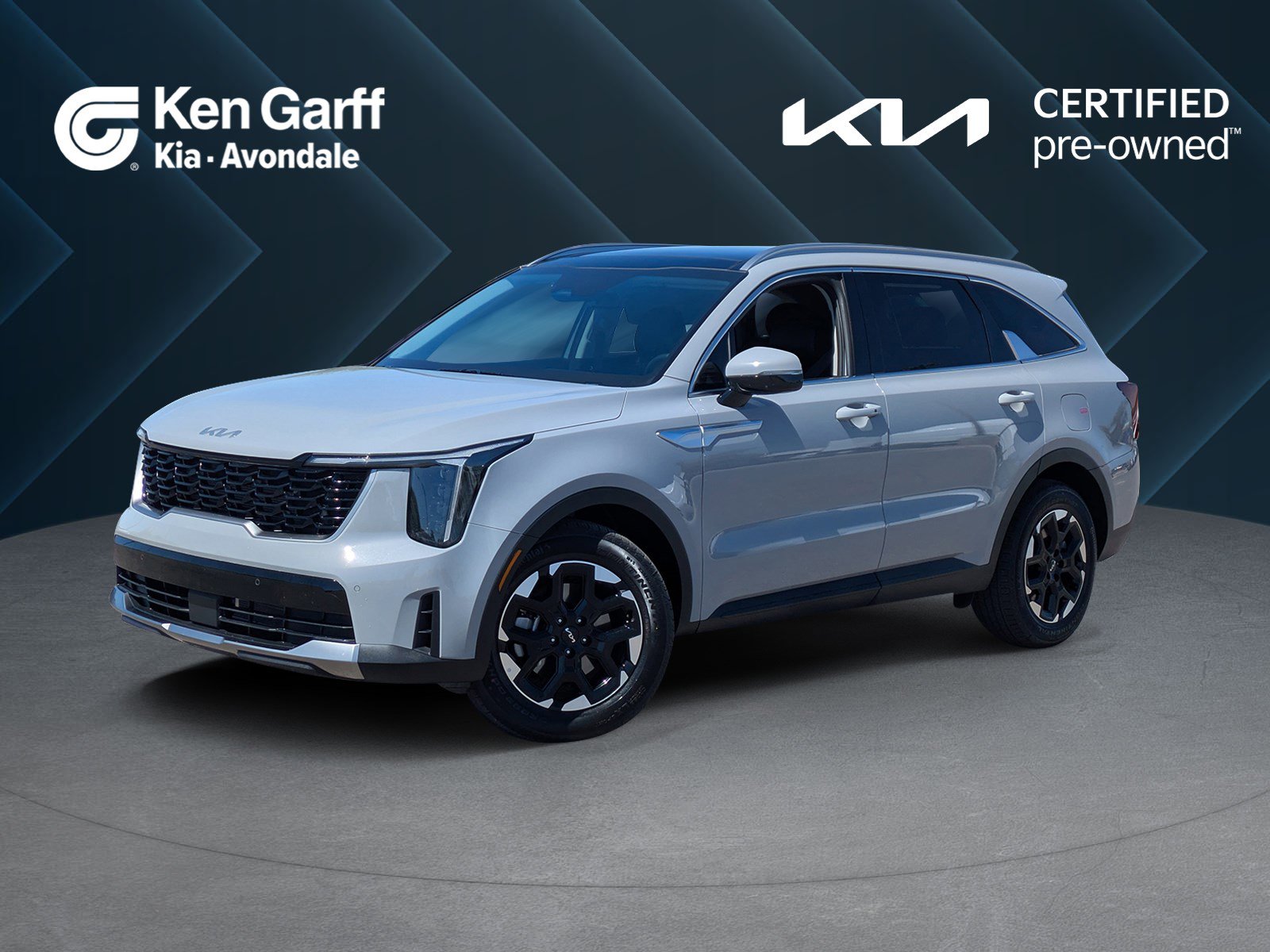 Certified 2025 Kia Sorento S w/ Panoramic Sunroof Package image 1