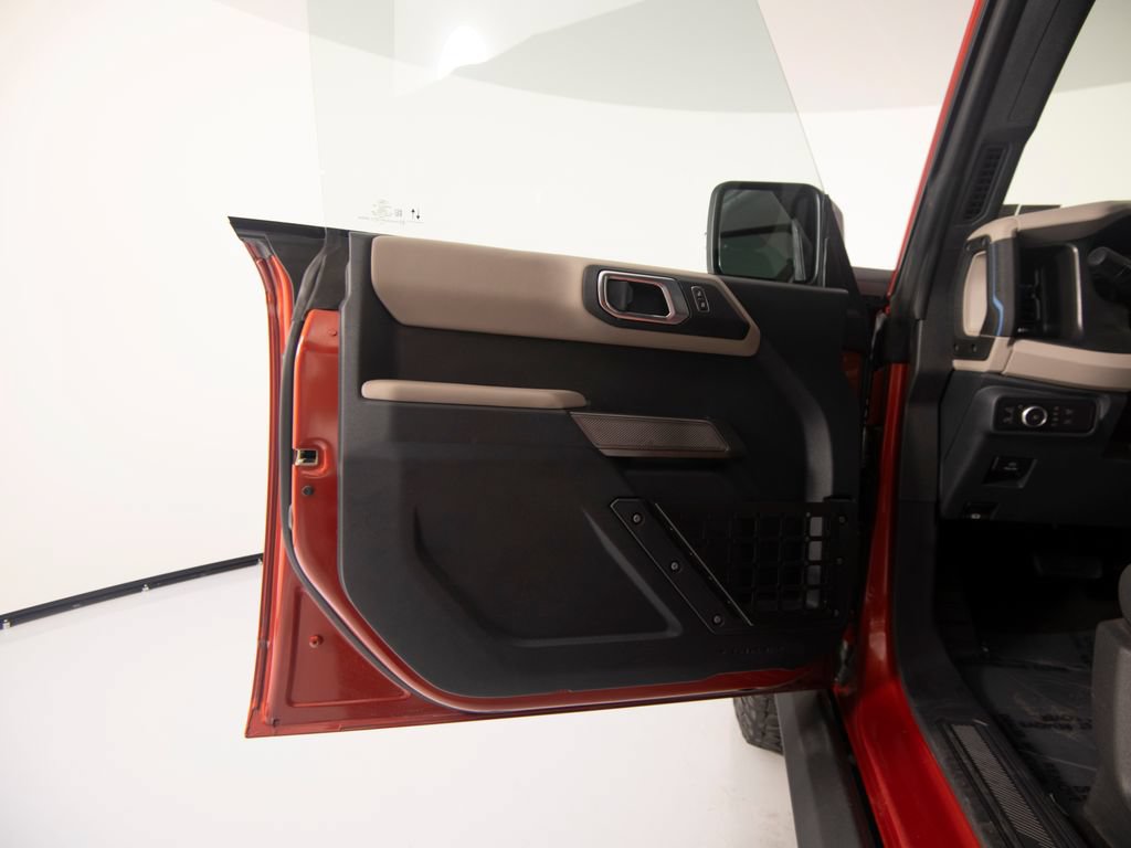 Used 2022 Ford Bronco Wildtrak AWD/4WD image 13