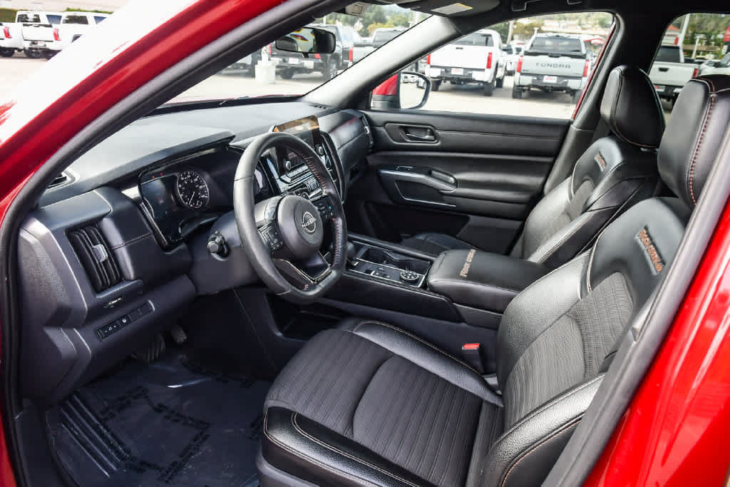 Used 2023 Nissan Pathfinder Rock Creek AWD/4WD image 17
