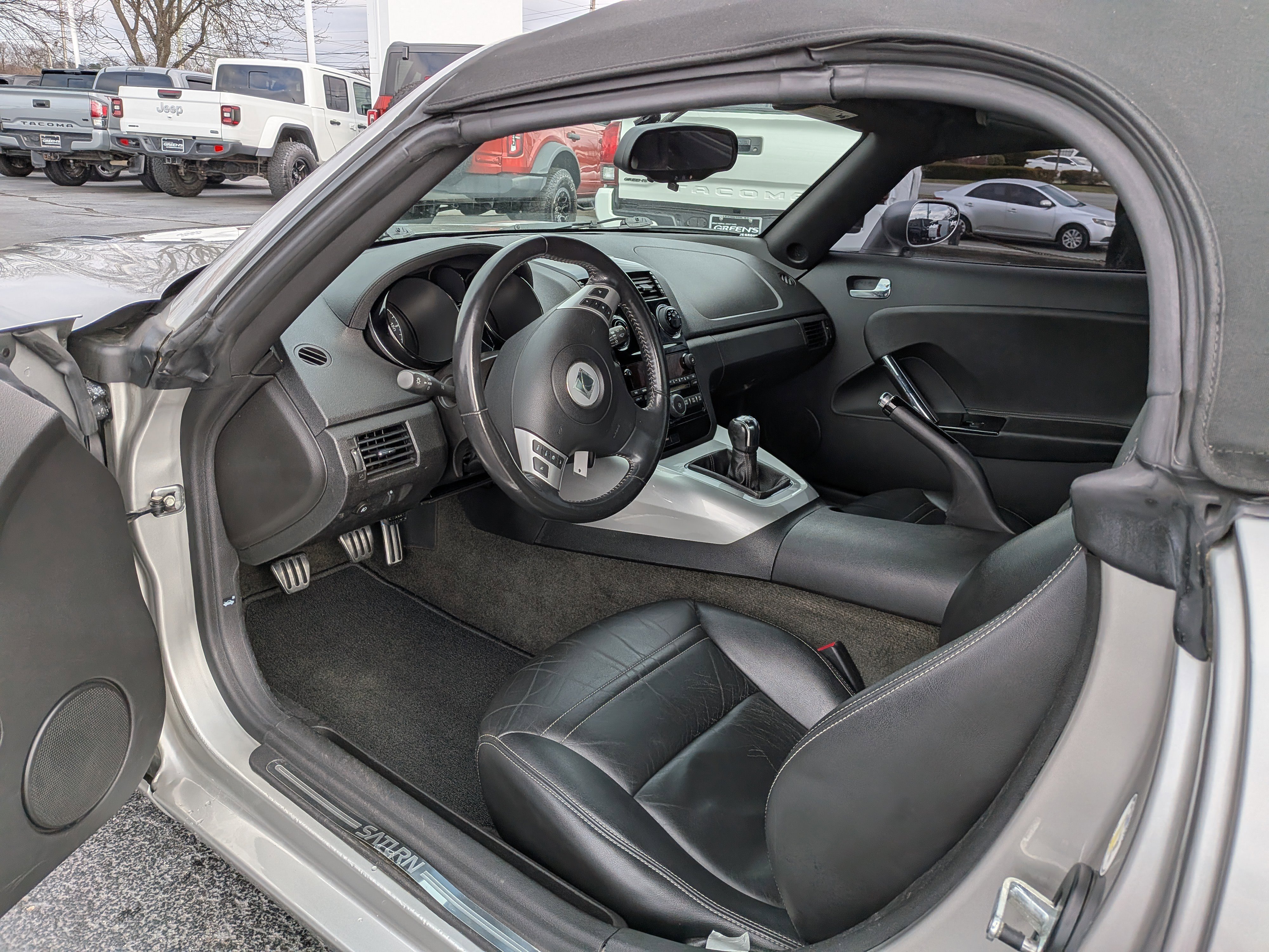 Used 2007 Saturn Sky w/ Premium Trim Pkg image 11