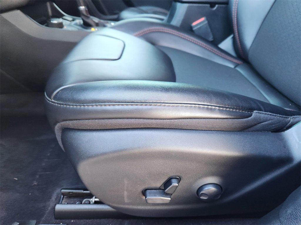 Used 2023 Jeep Cherokee Trailhawk image 25