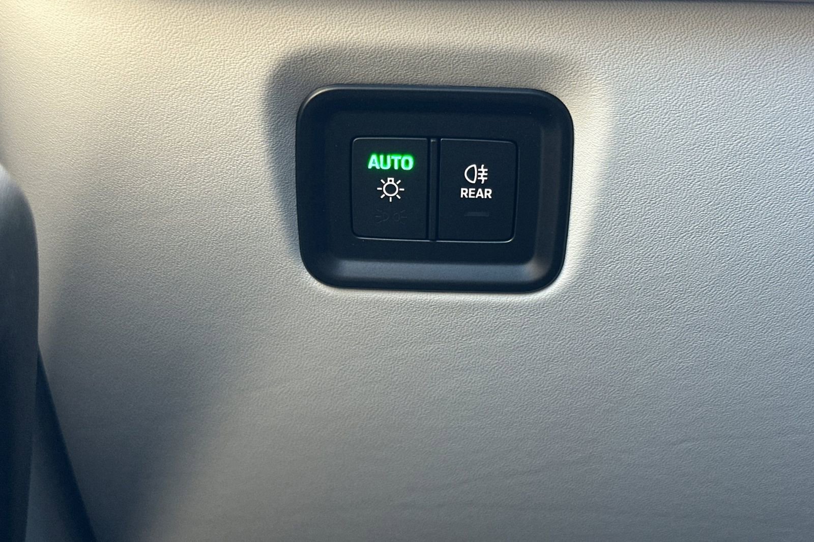 New 2025 Porsche Cayenne Coupe image 35