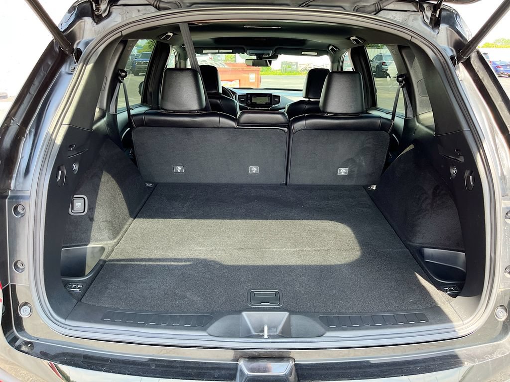Used 2025 Honda Passport Black Edition image 28