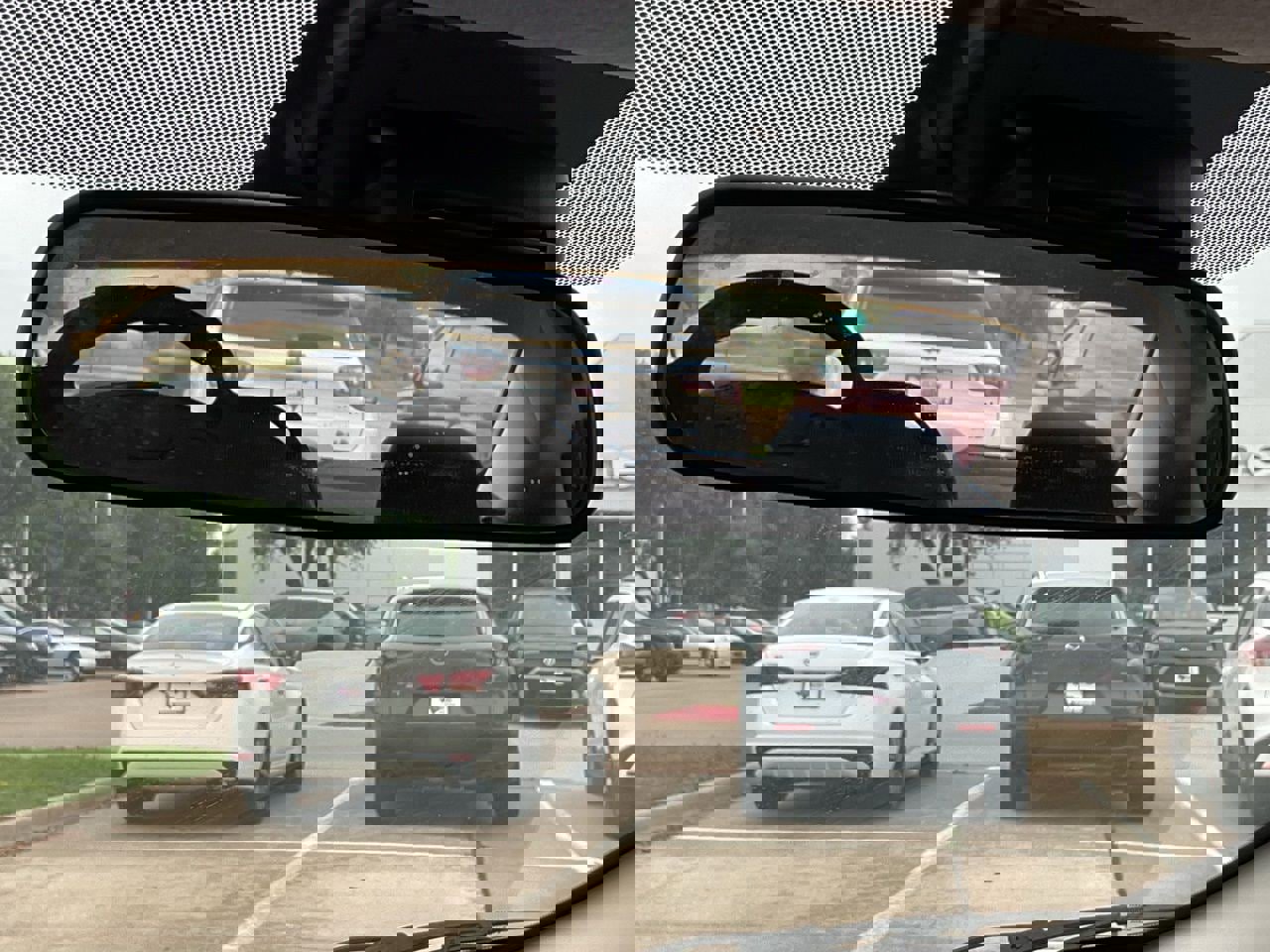 Used 2025 Nissan Versa SV image 26