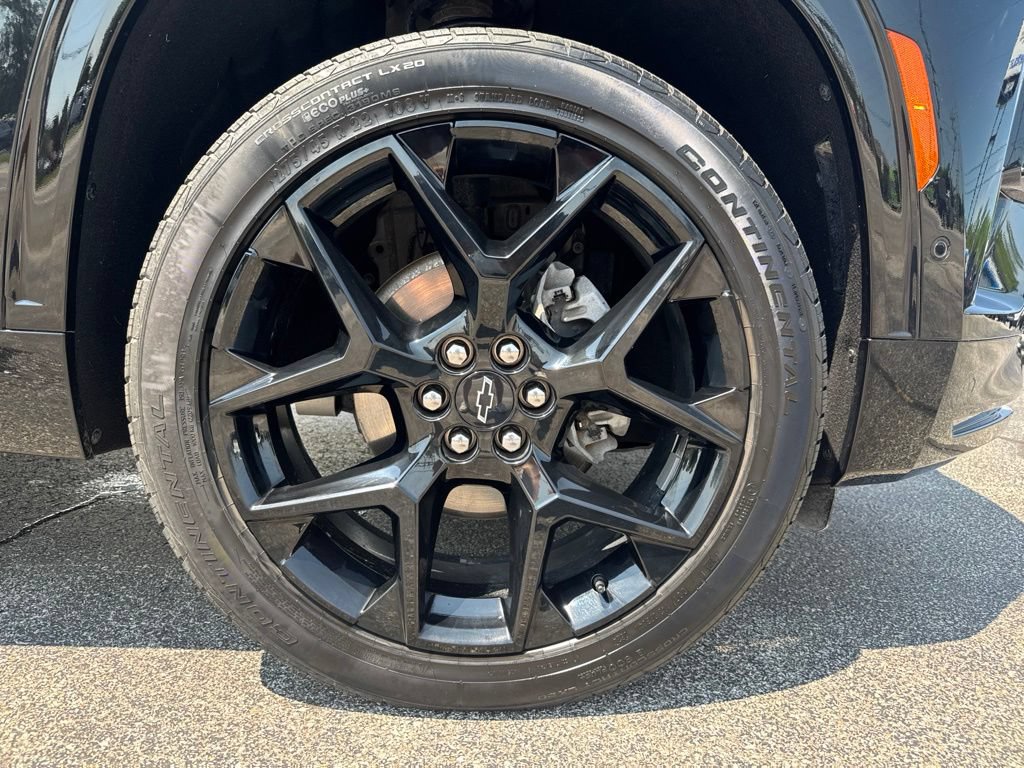 Used 2024 Chevrolet Traverse RS w/ LPO, Floor Liner Package AWD/4WD image 9